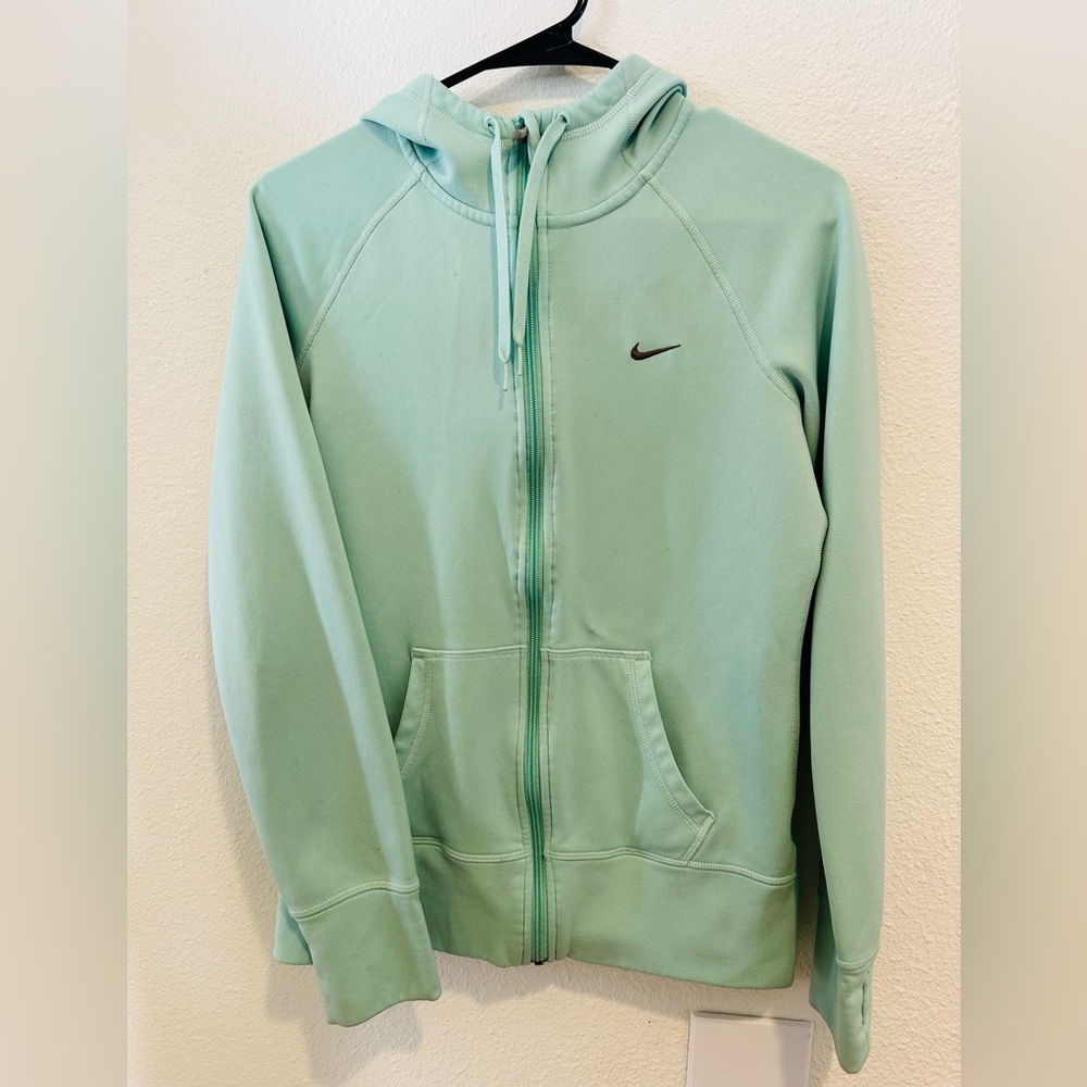 Nike therma-fit mint green jacket